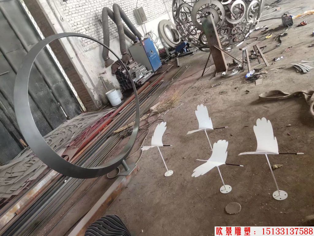 不锈钢抽象仙鹤雕塑 动物雕塑