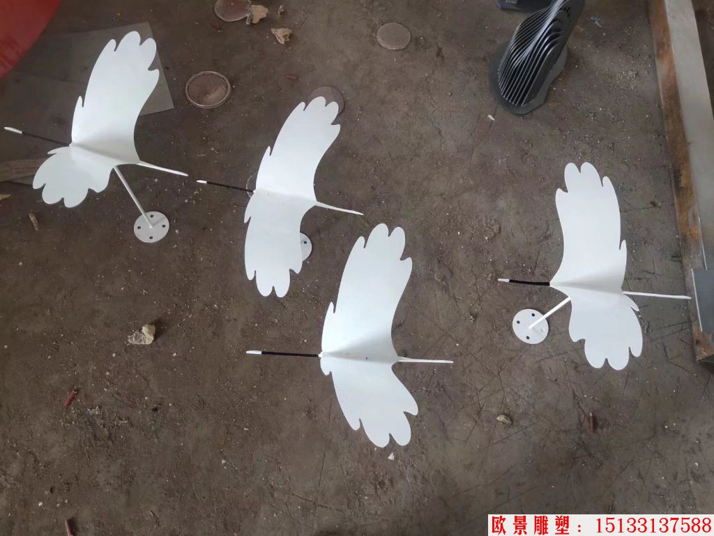 不锈钢抽象仙鹤雕塑 动物雕塑