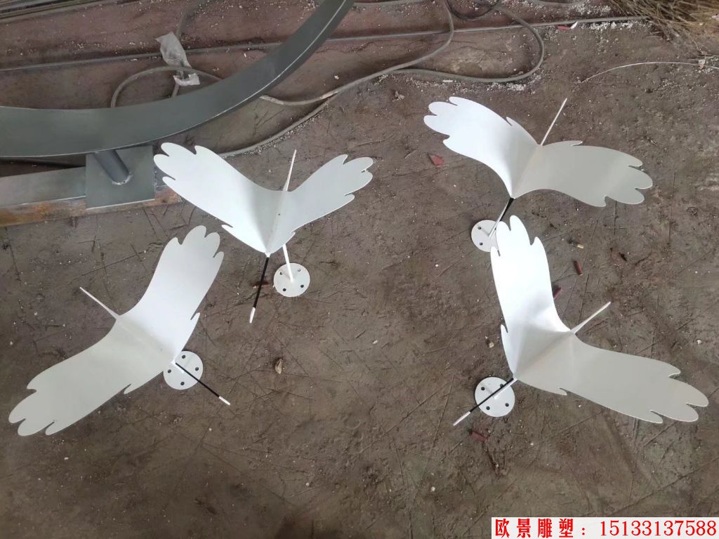 不锈钢抽象仙鹤雕塑 动物雕塑