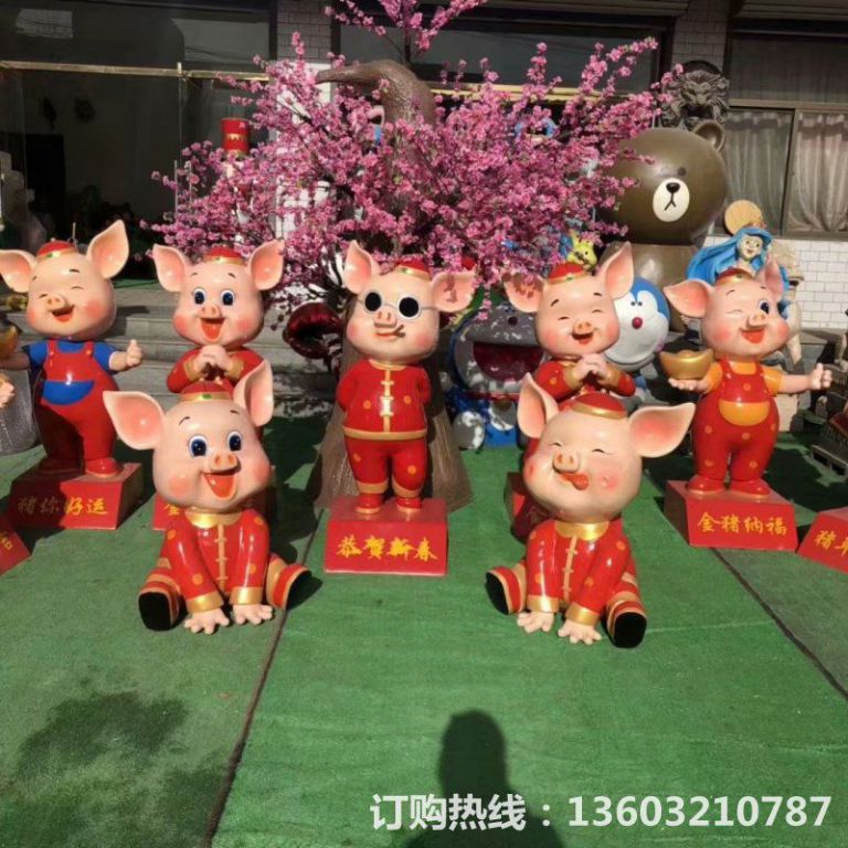 玻璃钢卡通小猪雕塑制作厂家 来图定制各种卡通雕塑造型